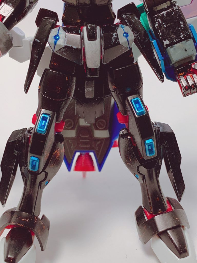 下半身 両側にスラスター