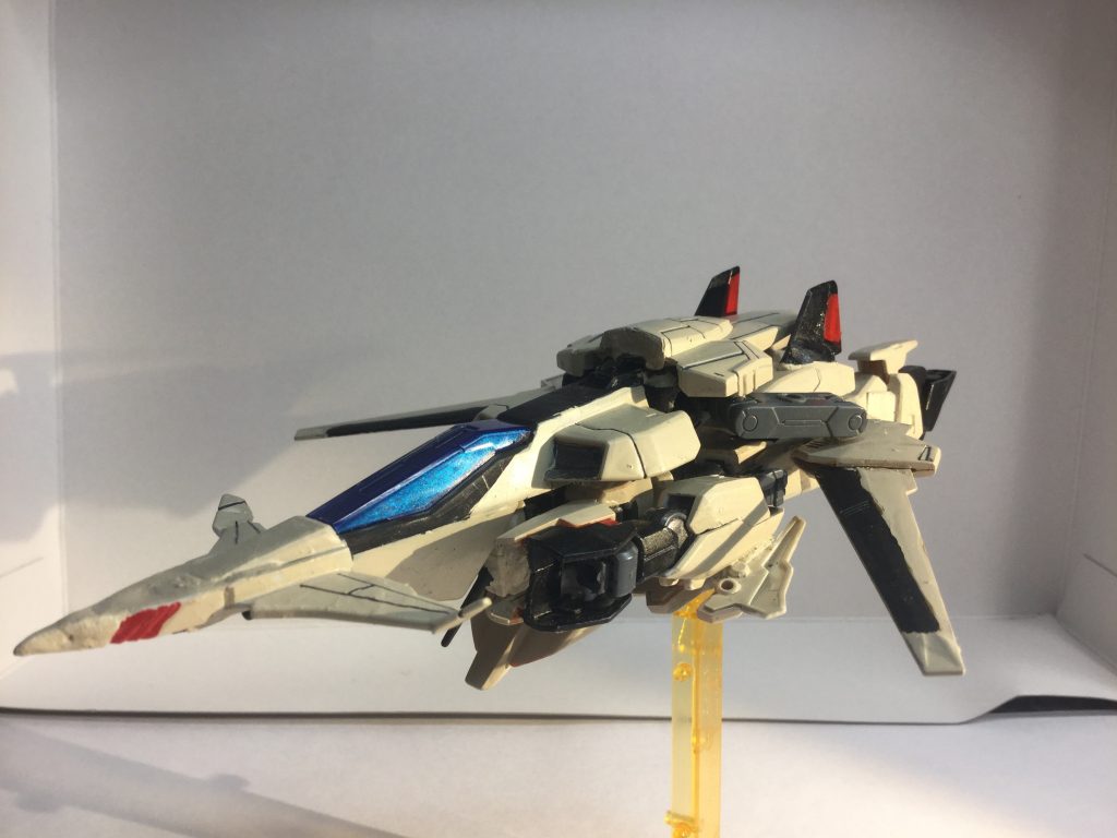 元ハルートなので変形できます！カッコええ…………