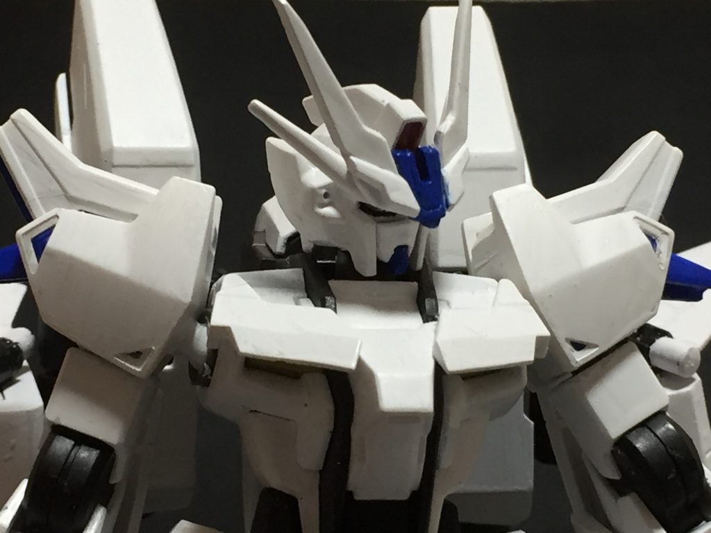 上半身アップ。