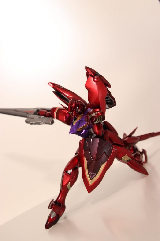 基本シルバーに対してクリアカラーを重ねて塗装してます