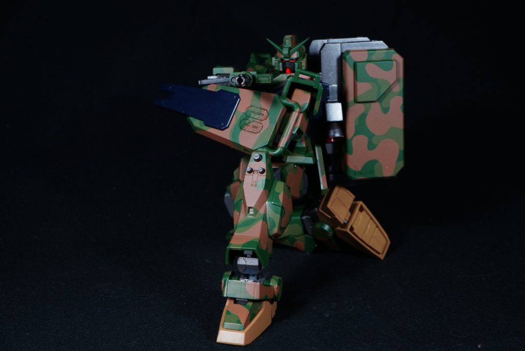 HG 陸戦型ガンダム–2枚目/制作者：@fluss_rio