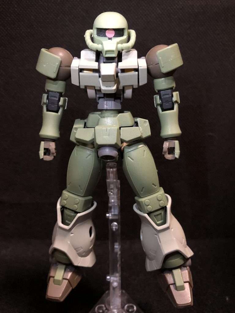 正面。実はグレーの部分しか塗ってません。つや消し吹いただけですごめんなさい！！なのにこんなにカッコイイよ！