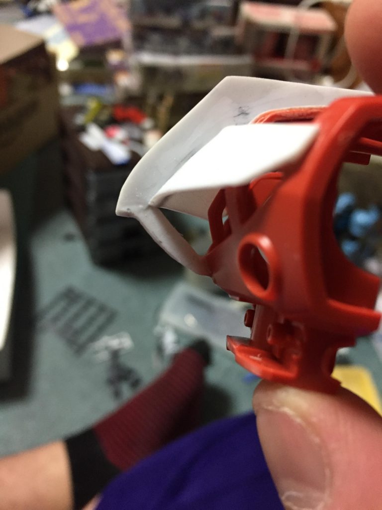 気に入らなかったのでカドを削りました。