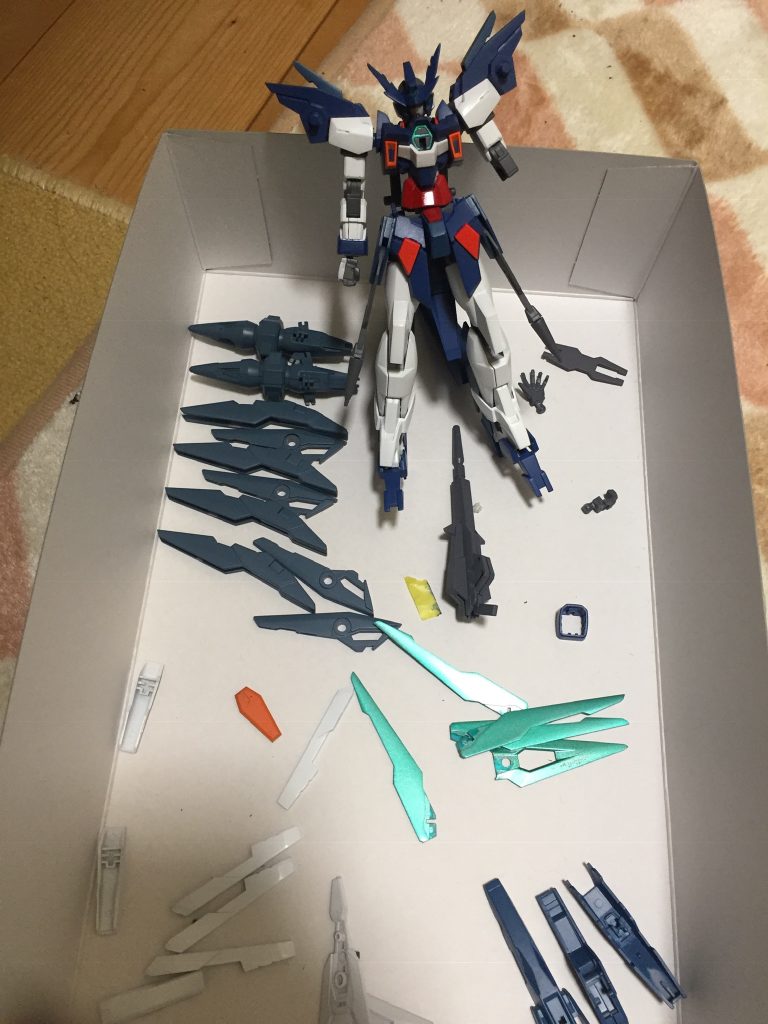 実を言うと2日間コイツの左腕が行方不明になってめちゃくちゃ焦りましたw