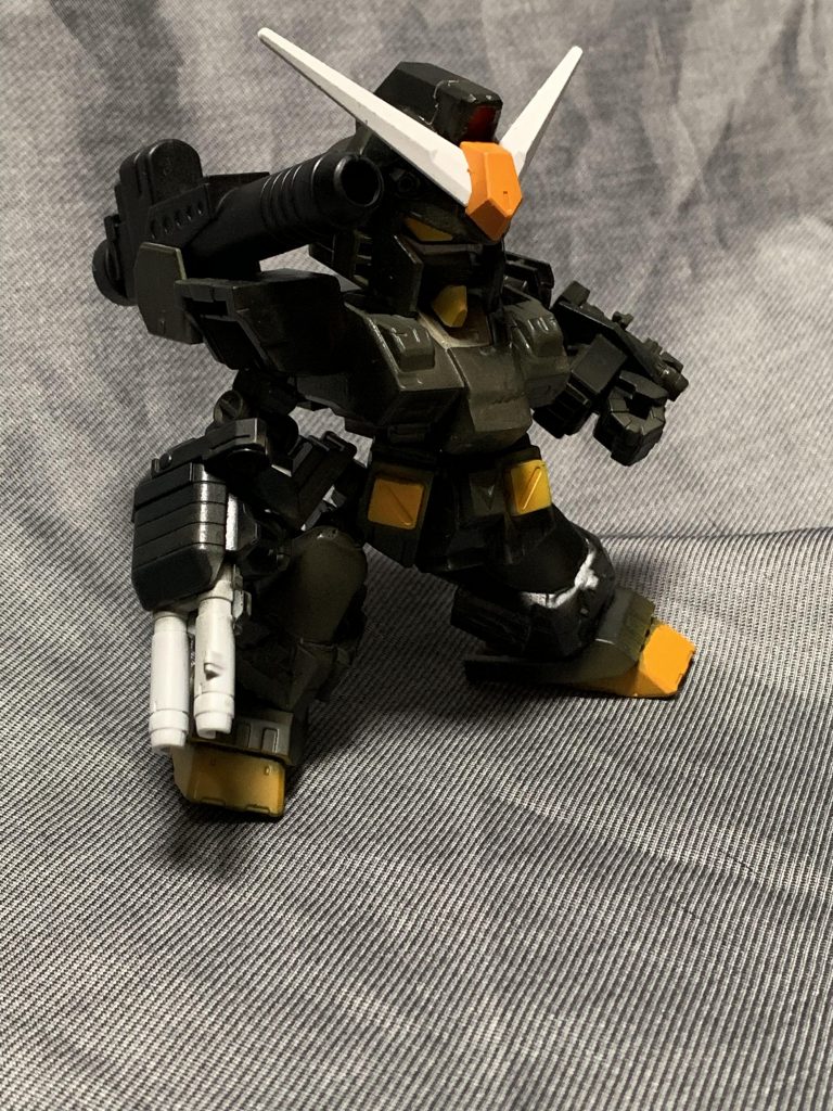 最近はサンダーボルトのが有名になってしまっていますよね泣
自分は両方好きですよ!!ついでにスカートはサンダーボルト版のものを流用してます