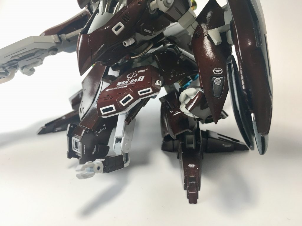 隠し腕も製作しました。ガンプラの購入キャンペーンで貰ったサブアームをほぼそのまま使いました。違和感なく着いてくれて良かったです。