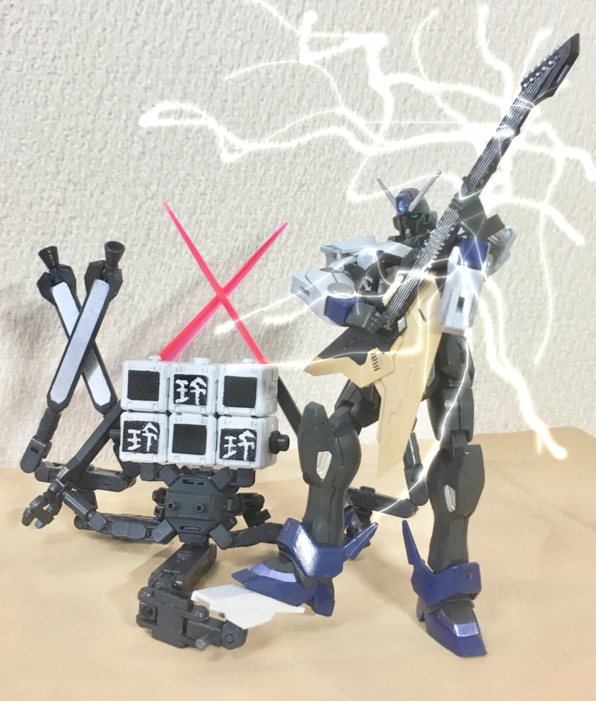 アンプ装備の固定脚は LIVEモードではワウ兼ボリュームペダルとして使用します。
Takの必殺技は超絶ギター捌きによって生じる稲妻を攻撃に転用します。(Q&AのPVを参照)