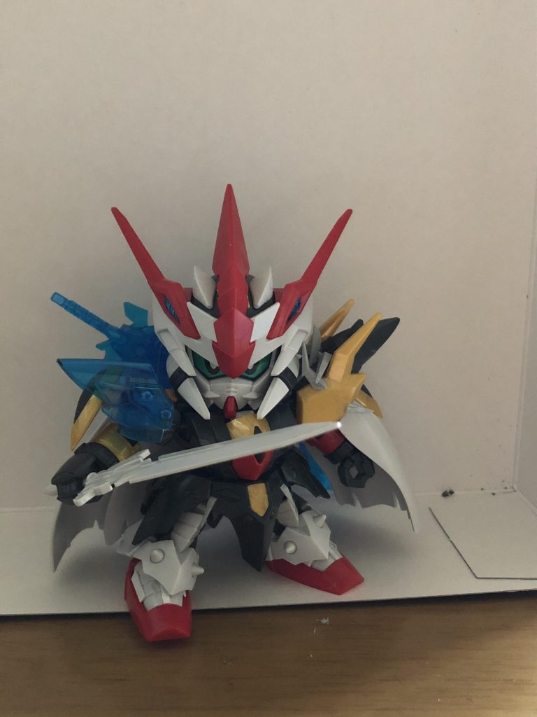 魔竜剣士形態の塗装前
伏龍形態時と胸装甲を交換しようと思う前。