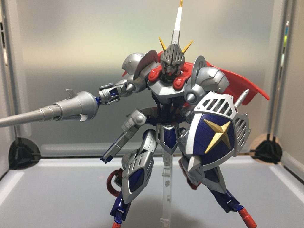 キマリス・トルーパーの機構を活かしてケンタウロスモード(ぶっちゃけトルーパー形態)に変形可能です。