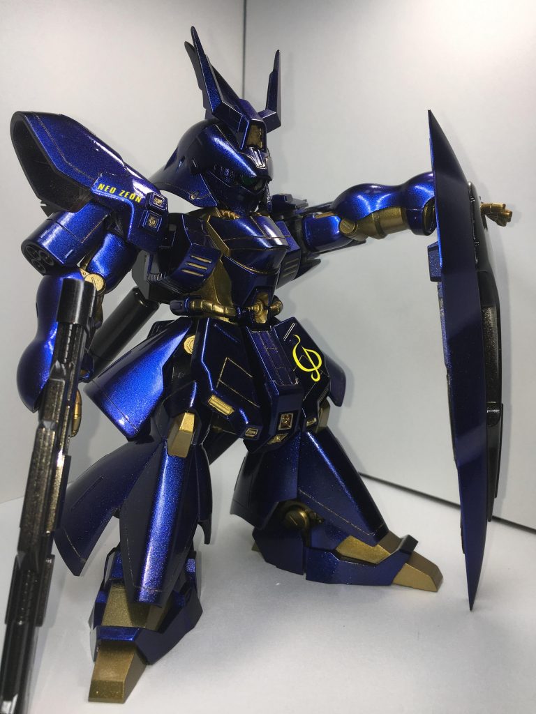 サザビーゴールドフレーム–2枚目/制作者：ゆう@戦闘潮流