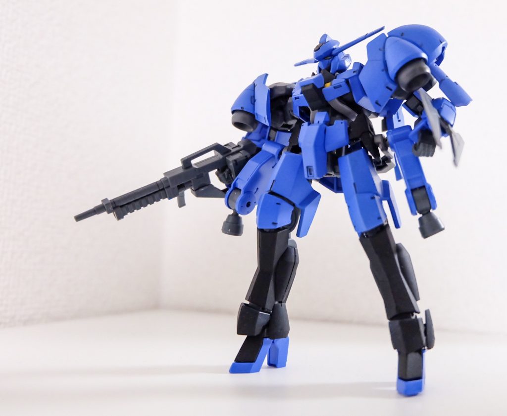 ブルグレイズ–3枚目/制作者:狗咬あきと