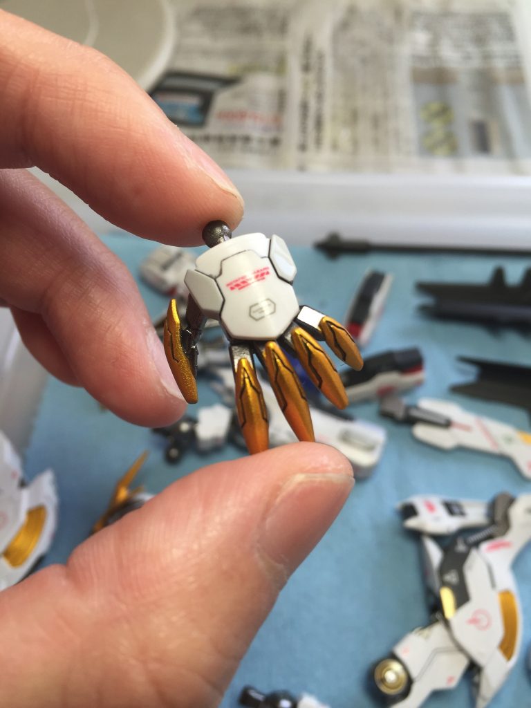 爪の塗り分け大変ですね(￣O￣;)