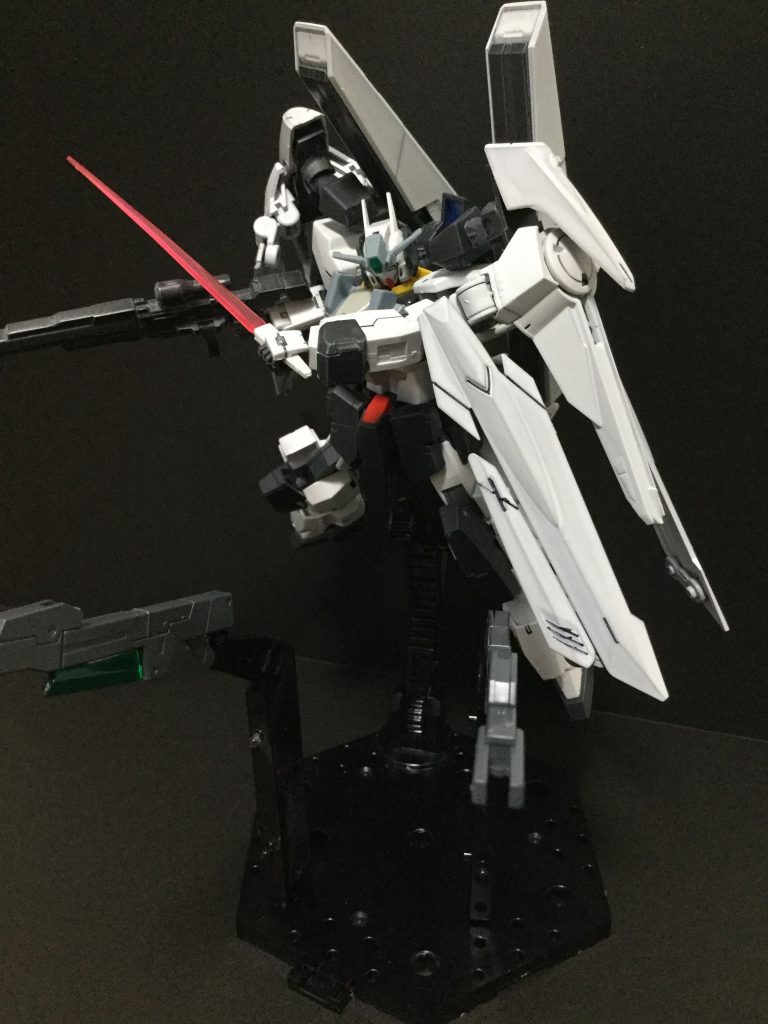 ビームサーベルは緊急時用に一本装備