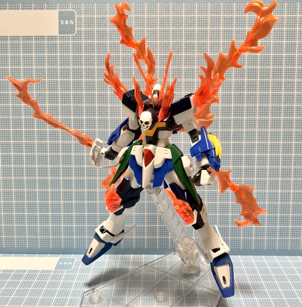 剣のデザインがなかなか気に入っていたんですがマウントする場所がなかった為こちらも没でした。