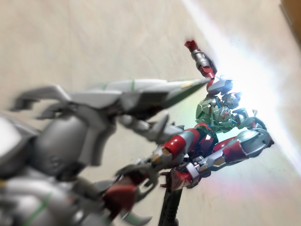 ネオ超電導キック！！
こんなポーズも楽々

ちなみにやられてるのはオリジナルの怪獣です(´◉◞౪◟◉)