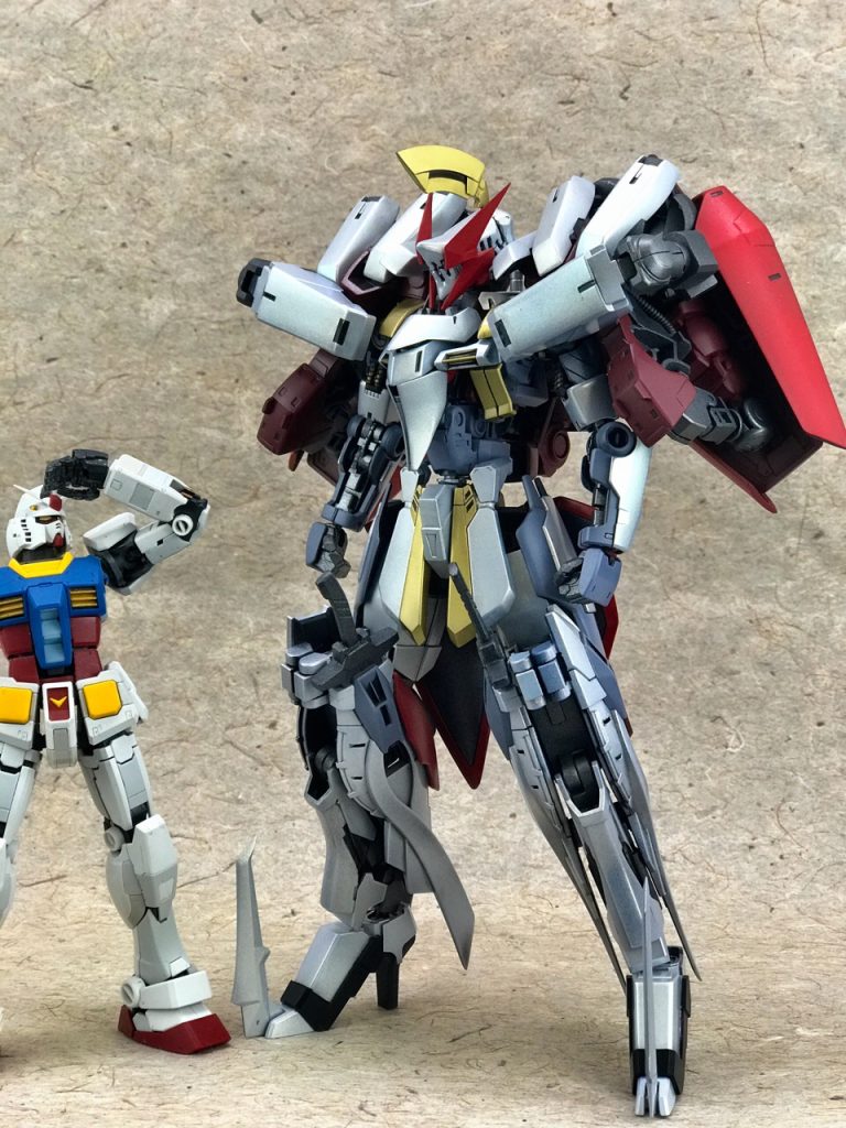 やたらデカイ槍とバックパックを外したら、こんな感じ。

それでも結構デカイです。
横にいるのは毎度のRGパイセン。