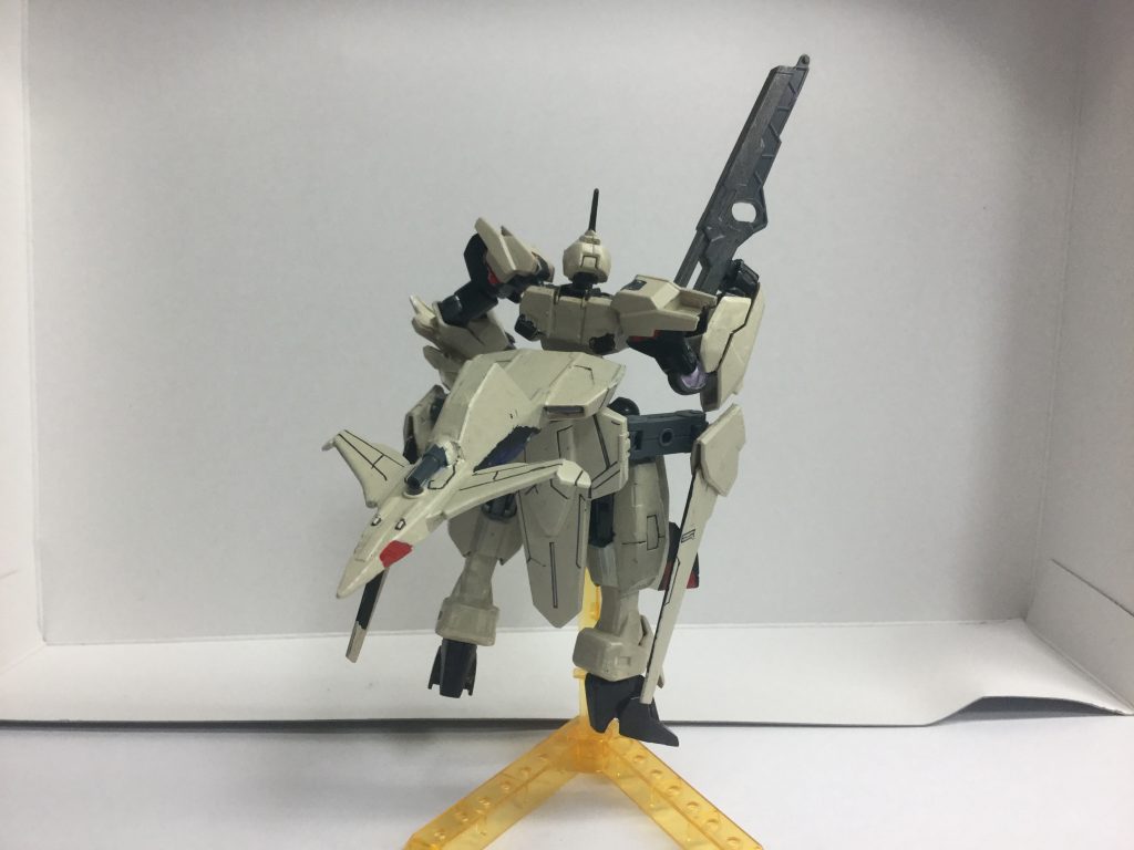 後ろが重たいのでほぼ自立出来ません…………