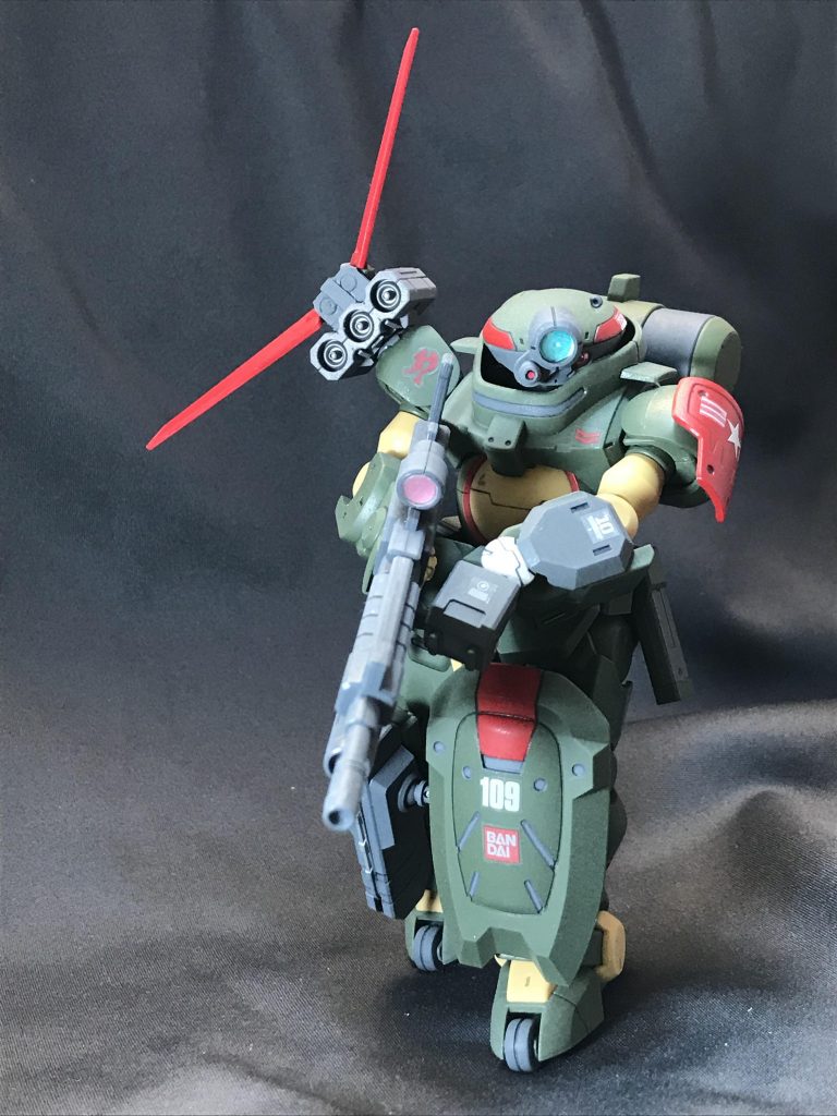 実はボトムズの事はひどく大雑把に把握してる程度で、そういう印象でそれっぽいアンテナを自作してみました。