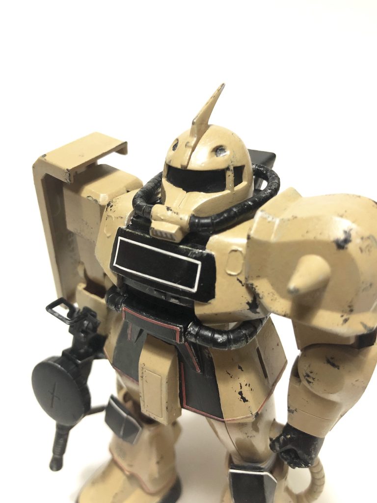 アップ
 
塗装は「砂漠の駐屯地」を参考に
 
デザートイエローに二割程度グランプリホワイトを加えて少し明るめです☆