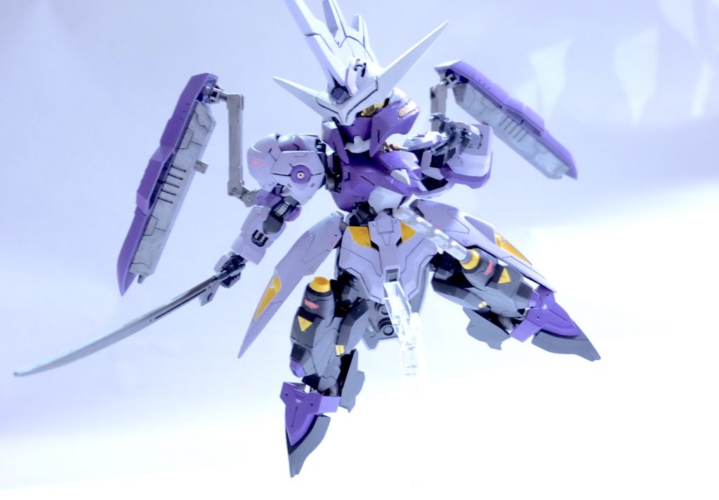 からのドリルニー
これの為にひざ関節にCSフレームを仕込んでます