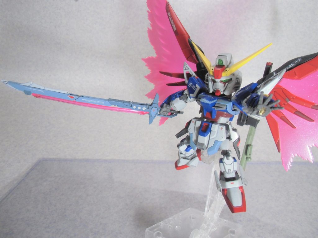 アロンダイト。残念ながら腕の長さが足りなくて、両手持ちはできませんでした。