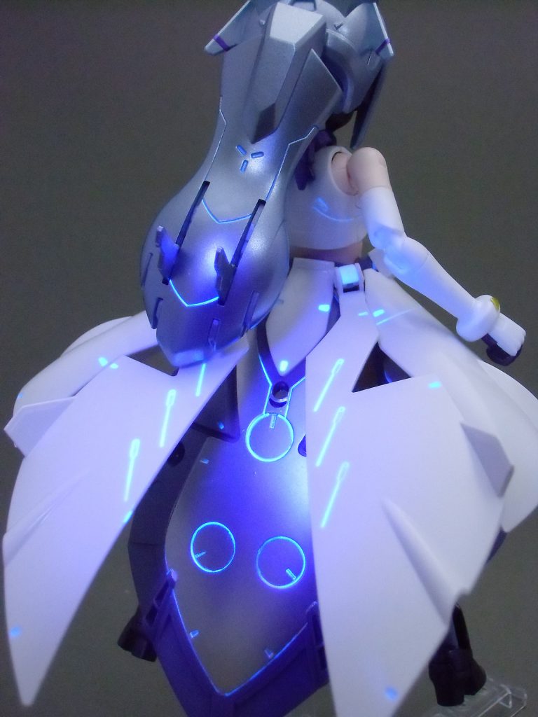 モビルドール サラ 蛍光衣装(とパンツ)–9枚目/制作者:Drossel