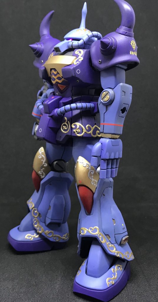 頭部はモノアイスリットを狭め、モノアイをLED電飾化しています。
特徴的な頭部のアンテナはVガンダムのシャイターンのアンテナを使用しています。