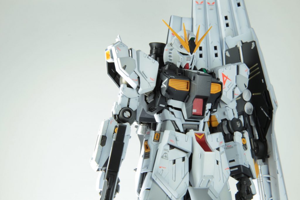 νガンダム–4枚目/制作者：ヨッシー