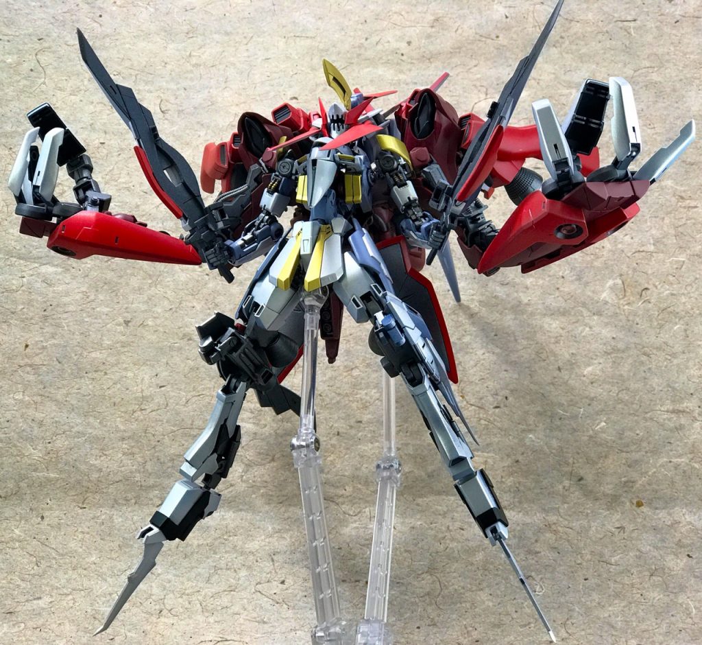 というわけで、制御できたら竜じゃなくなります。
「竜ノ騎士」形態になります。

竜の力と騎士の心を併せ持つとか、なんかそんなやつです。