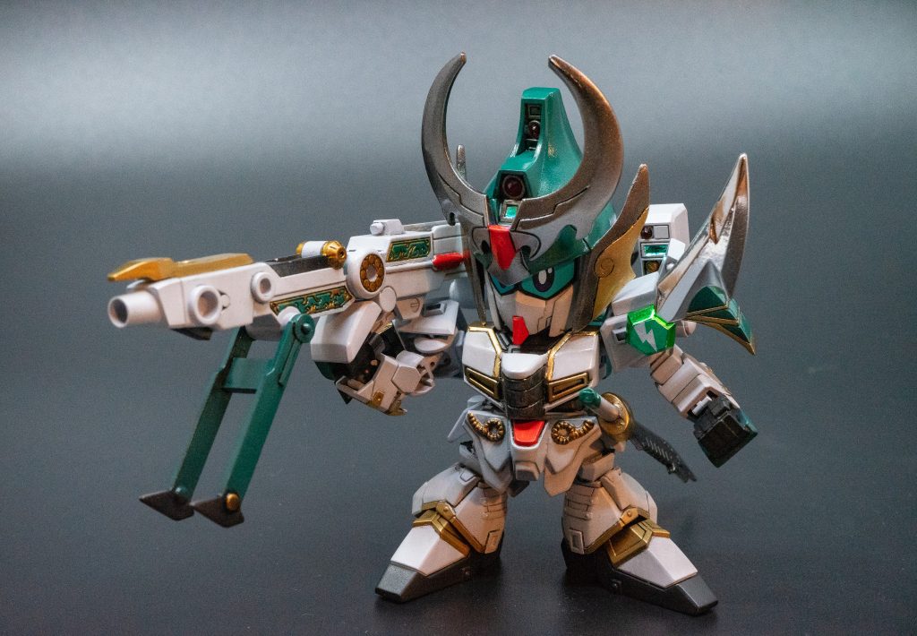 バイポッドが地面に届いていないことも気にならないカッコよさを目指しました