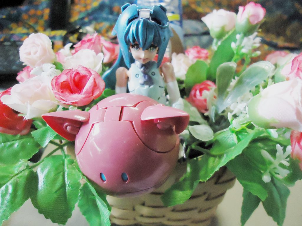 クリアランスを確認しながらサラちゃんとハロを設置して完成です。