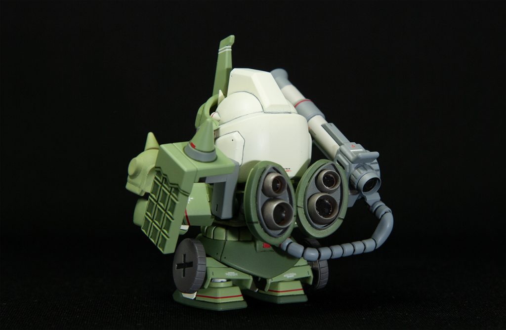 【後方_右】
左後方の盾は
サンダーボルトのガンダムの盾みたいに背中に接続せれています。