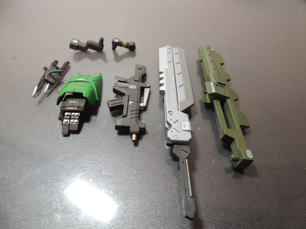 武器一覧
大きいブレードはやはりカッコイイが扱いが難しい