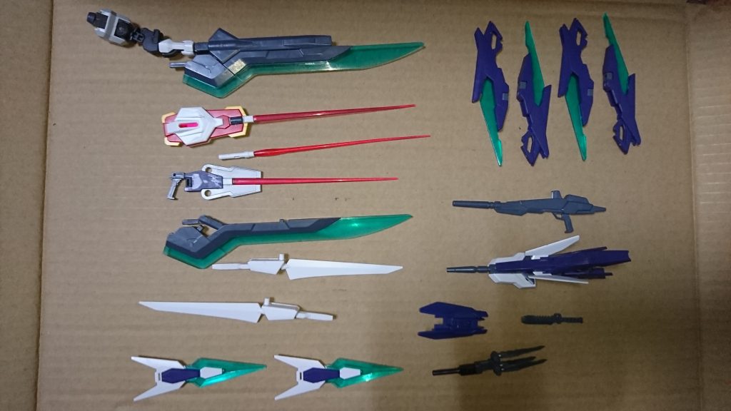 武装一覧。
剣と銃合わせて21個
多すぎるので説明は別であげます。

武器紹介を追加しました
[パート１](140263)
[パート２](140294)
[パート３](140300)