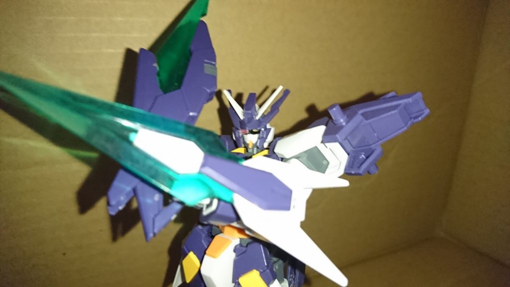 もちろんFファンネルは手持ち武器として使用可能ですしシグルファンネルはシールドとしても使用可能