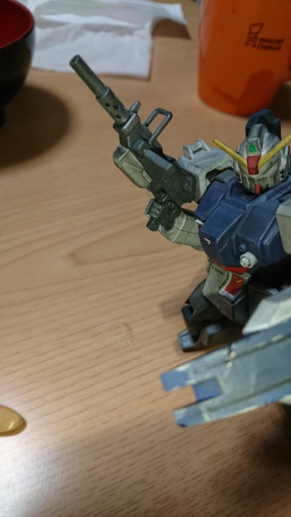 銃身の部分、穴開けてみました