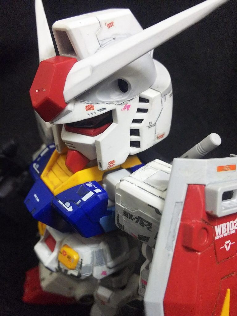 デカールは水転写のガンダムデカールのRGガンダム用とハイキューのコーションデカールを使用しました