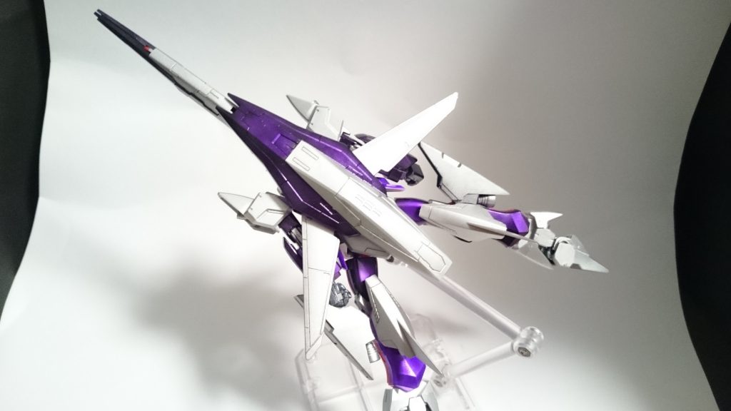 空へ飛ぶ敵には変形し、「スカイタイプ」へとタイプチェンジします。
通常の3倍・・・いやそれ以上の速さ!(言いたいだけ)
赤を隠せるように工夫しました。