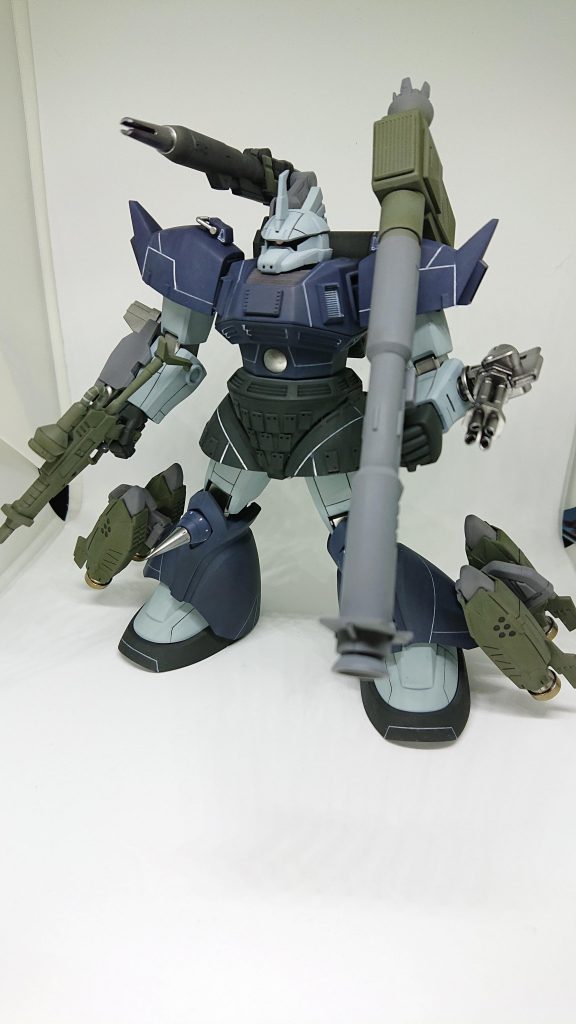 ウェザリングやらデカールやら貼る前の状態です。これがフル装備です。