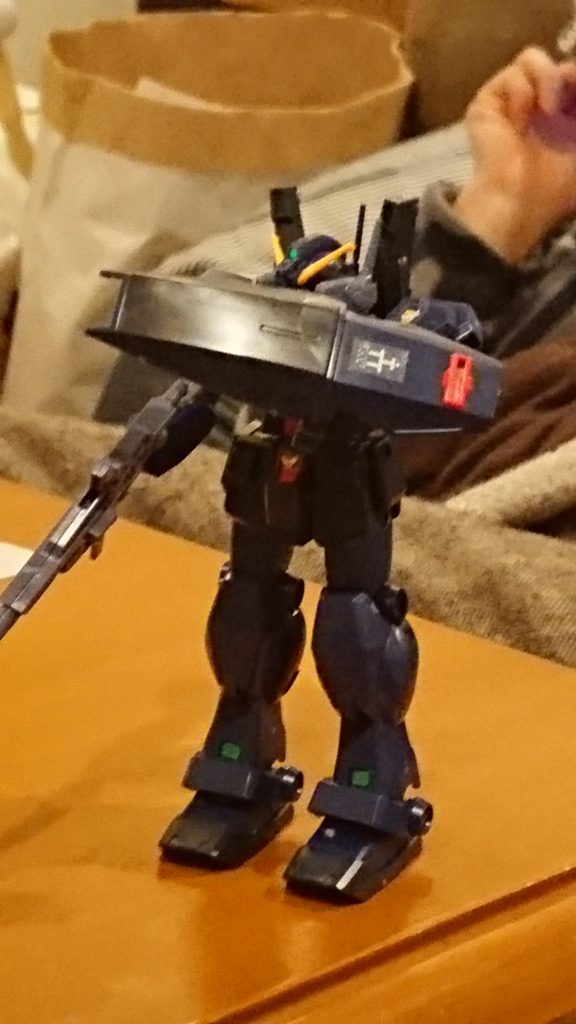 シールド ガンダムMk-2と同型の伸縮シールド