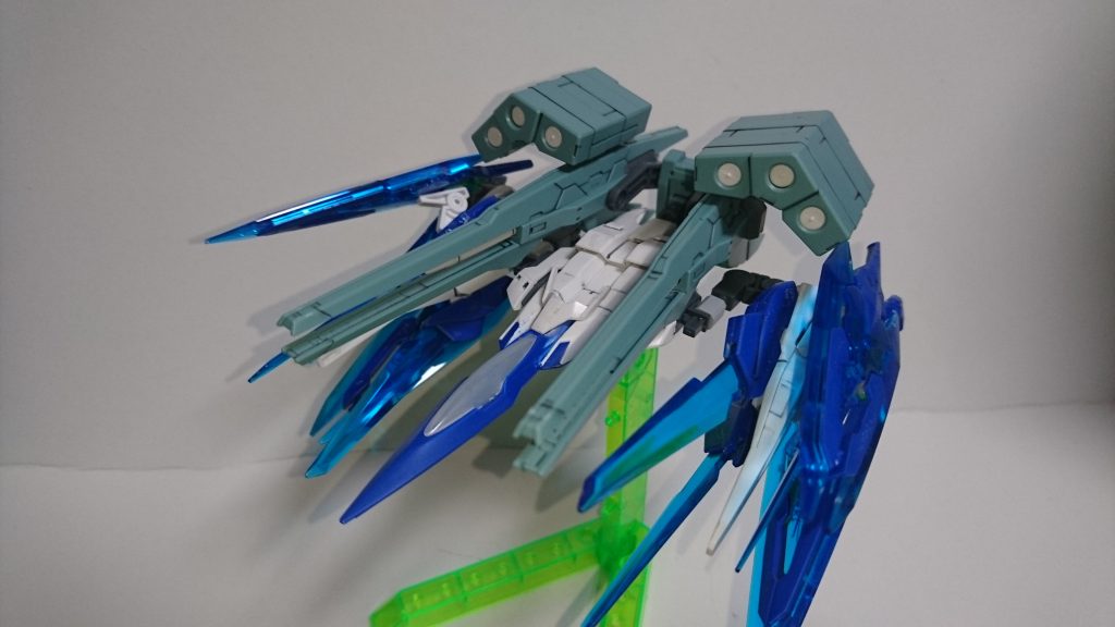 ・サンライザーHWS
ＨWＳを装備した砲撃タイプ。
ランチャーグラスパー的な立ち位置で、砲撃支援機としても運用可能。