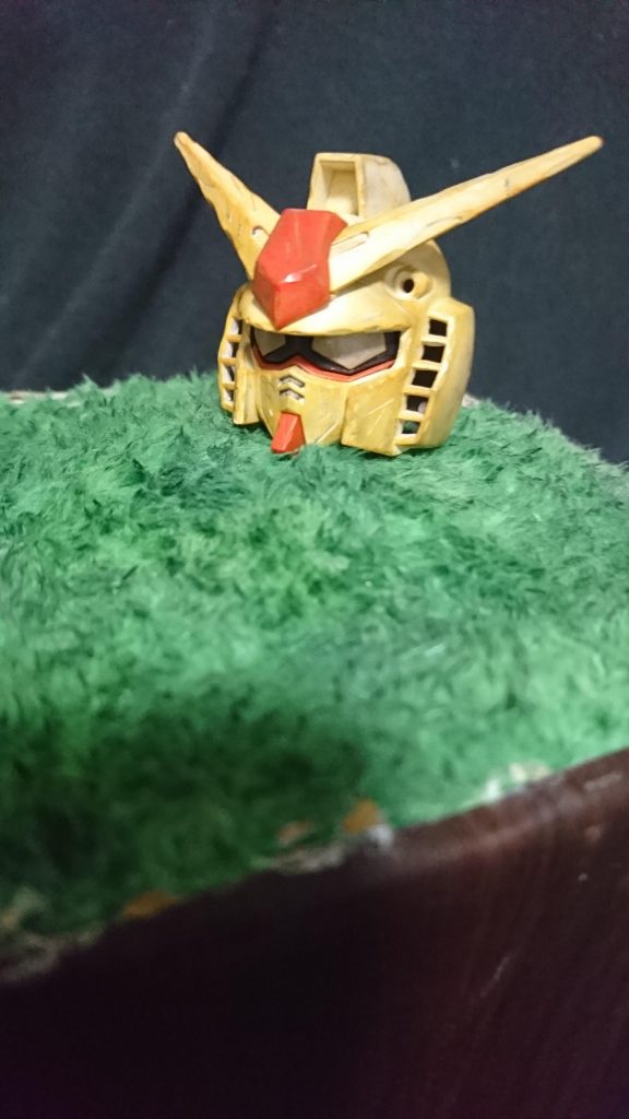 台座で悩んだのは草の表現方法。
一応これ草のつもりなんです。