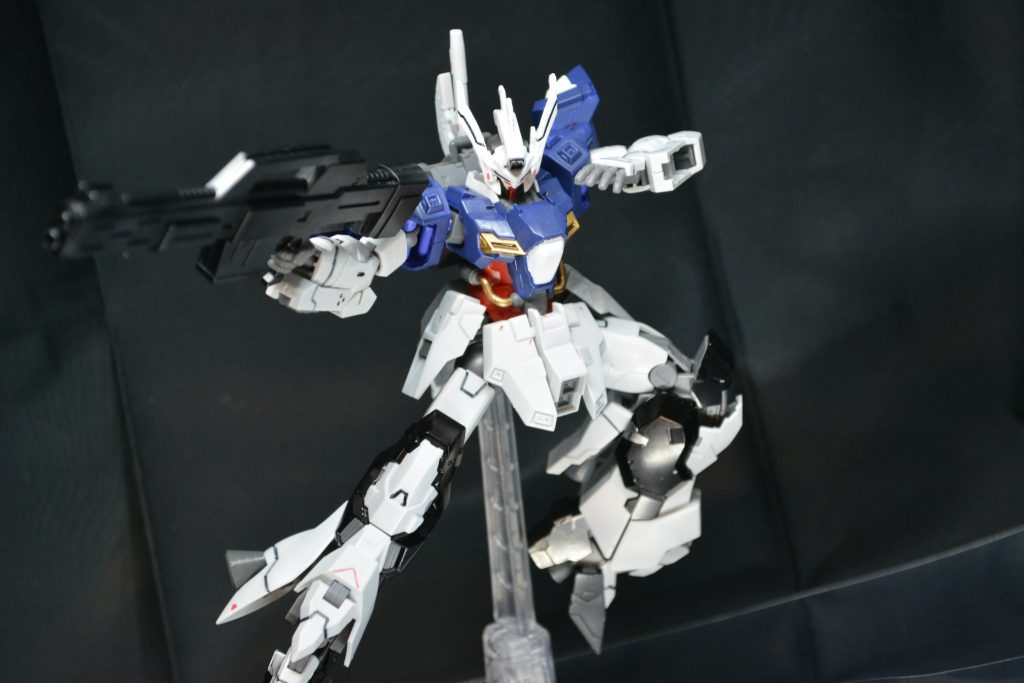 ルナガンダム–5枚目/制作者：兜龍