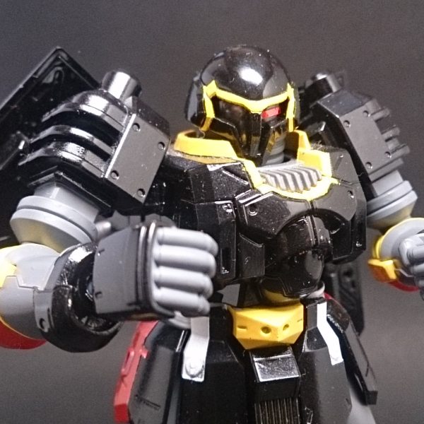 『格闘機械(ヴァイナー・ムシーヌイ)』ウォーヅダ