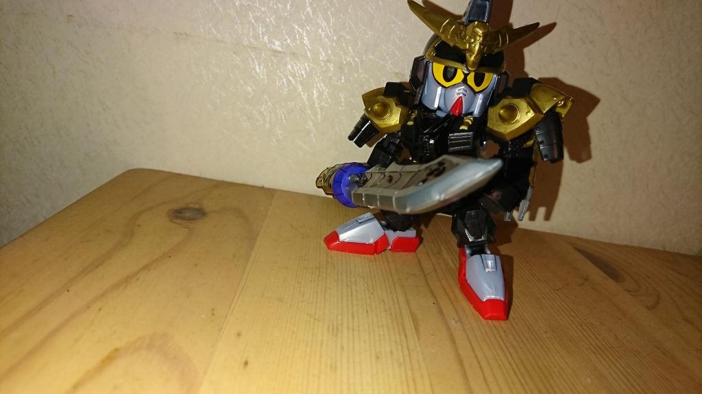 通常状態
目のパーツを変えることで通常状態の目になる