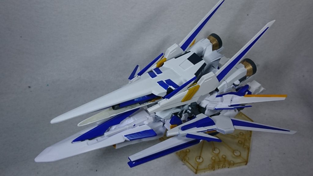 ･MA状態
百万式でオミットされていたMSへの変形を再現し高速飛行が可能になった。

本機と支援機で分離することが出来、MA形態に変形し飛行してる時は支援機をオートパイロットで操舵可能。
万が一本機が撃墜された時に操縦を支援機に移すことにより、仲間の機体とドッキングやサポートが可能である。

本機単独時
「ウェイブライダー」
支援機単独時
「メガΔフライヤー」
本機と支援機が合体した状態が
「ウェイブΔフライダー」