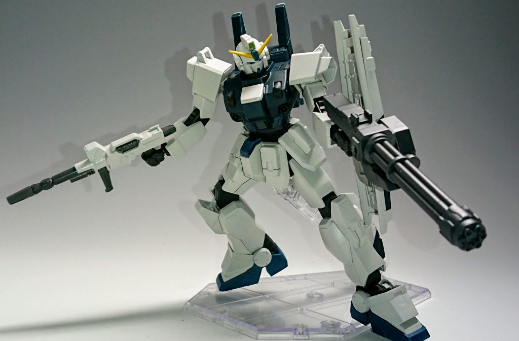 何年か前のウエポンパーツキャンペーンのガトリングガンを付けてみました。
ペイルライダーも金型あるから早くG04,G05のHG化はよバンダイさん（-人-）