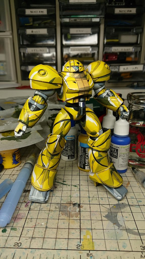 で,完成
逆エッジには0.05㎜のペンで,エッジには0.5のペンで線を入れました