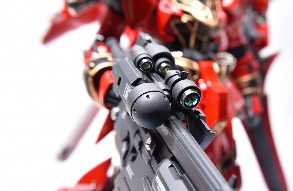 スコープのレンズはハイキューパーツのVCドームとSPプレートを取付。