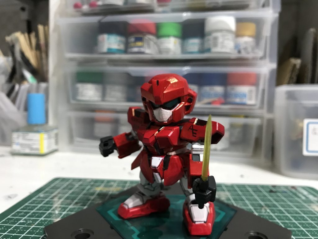 ビームサーベルは弁当用のピックとランナーで作ってみました。